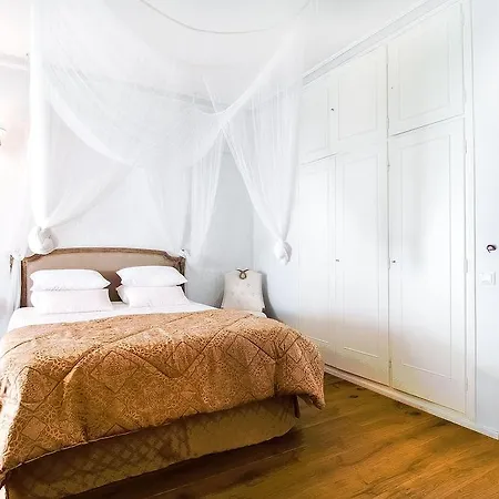 Apartment Hidden Gem, 2 Bedroom Near City Center