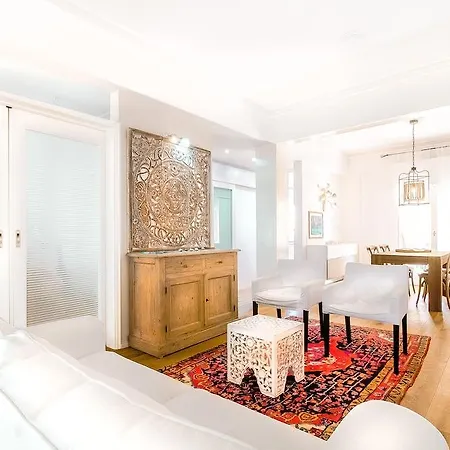 Apartment Hidden Gem, 2 Bedroom Near City Center Athens