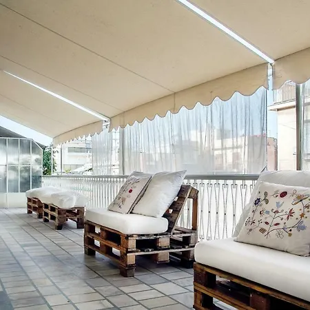 Hidden Gem, 2 Bedroom Near City Center